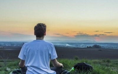 The Physical and Mental Health Benefits of Daily Meditation